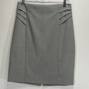 New York & Company Gray Pencil Skirt Knee Length Career Office Size 6